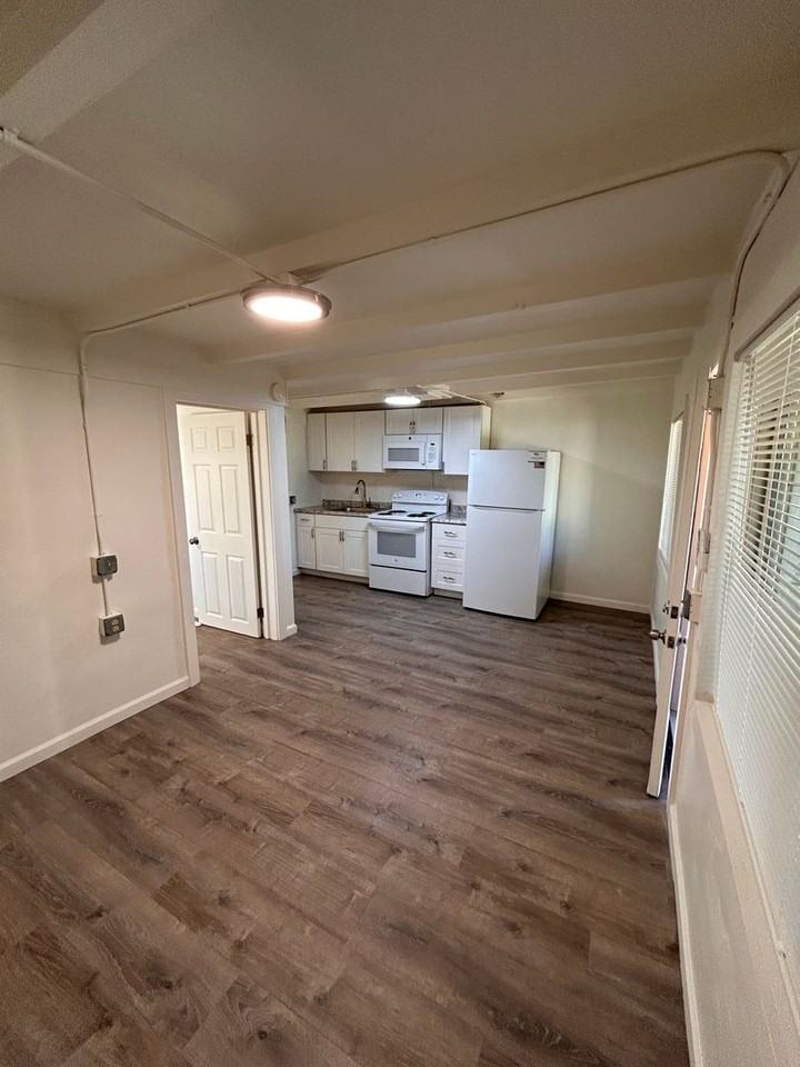 5128 E Pima St - Photo 4 of 20