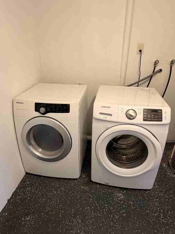 3016 E Wilder Ave - Photo 5 of 21