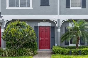 featured image of 211 Countryside Key Blvd