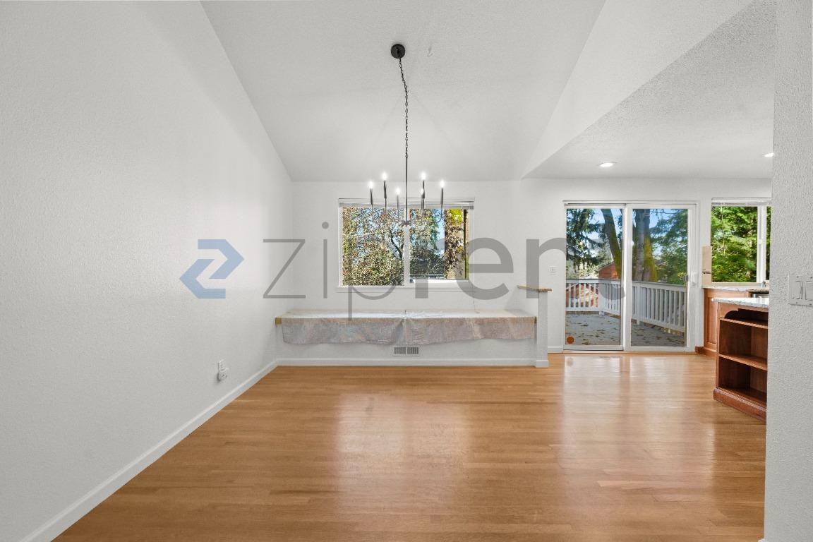 10733 126th Pl Ne - Photo 7 of 23