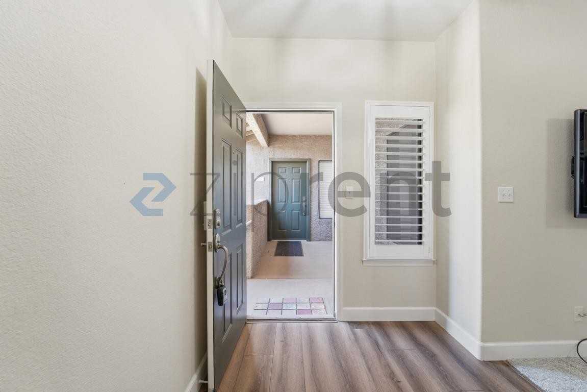 9600 N 96th St #212 - Photo 7 of 40