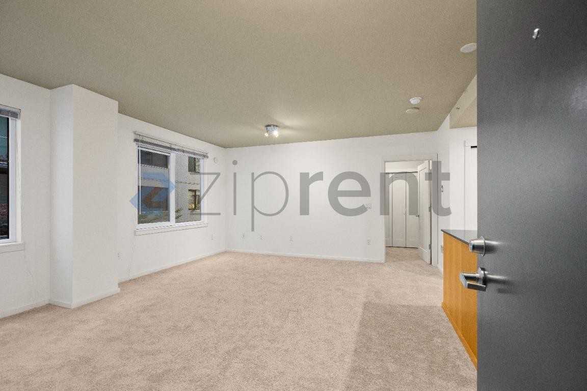 81 Clay St #428 - Photo 6 of 12