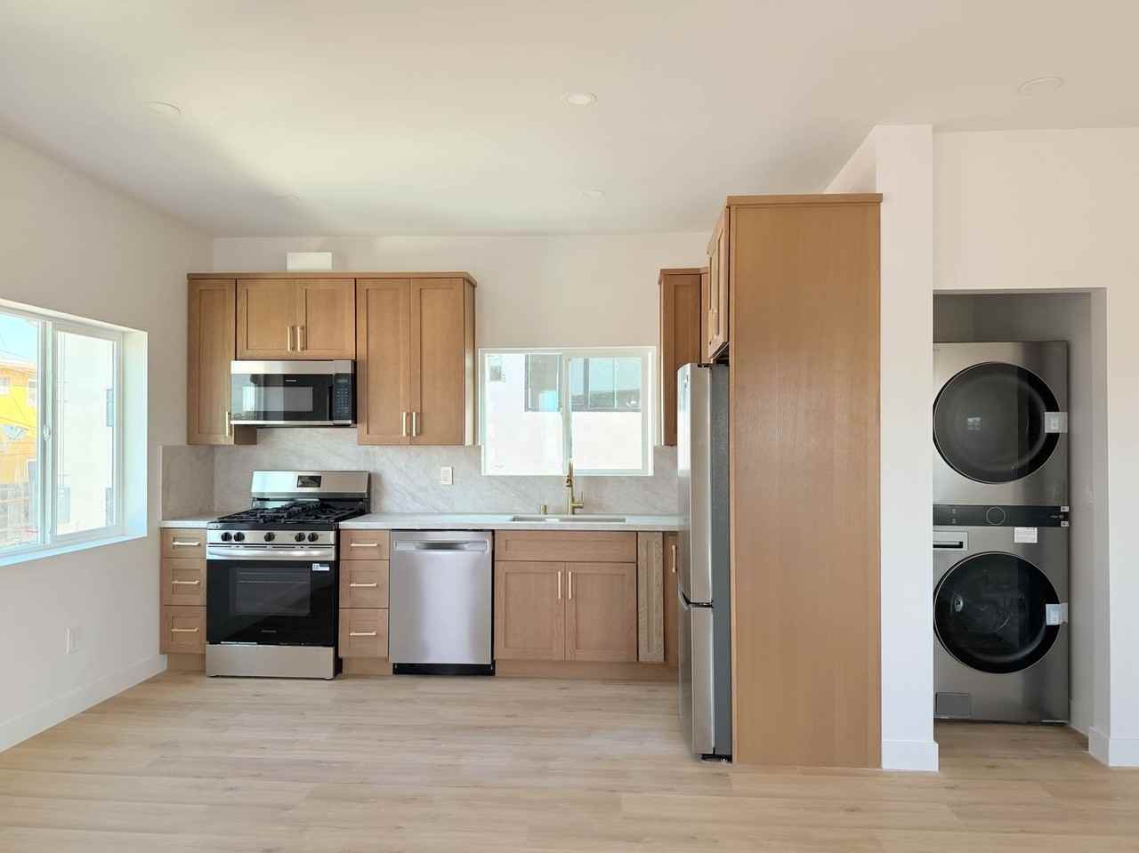 Park Villas La Mesa - Photo 6 of 13