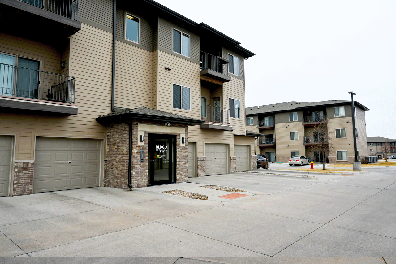 The Sterling Apartments At Kearney - Photo 5 of 27