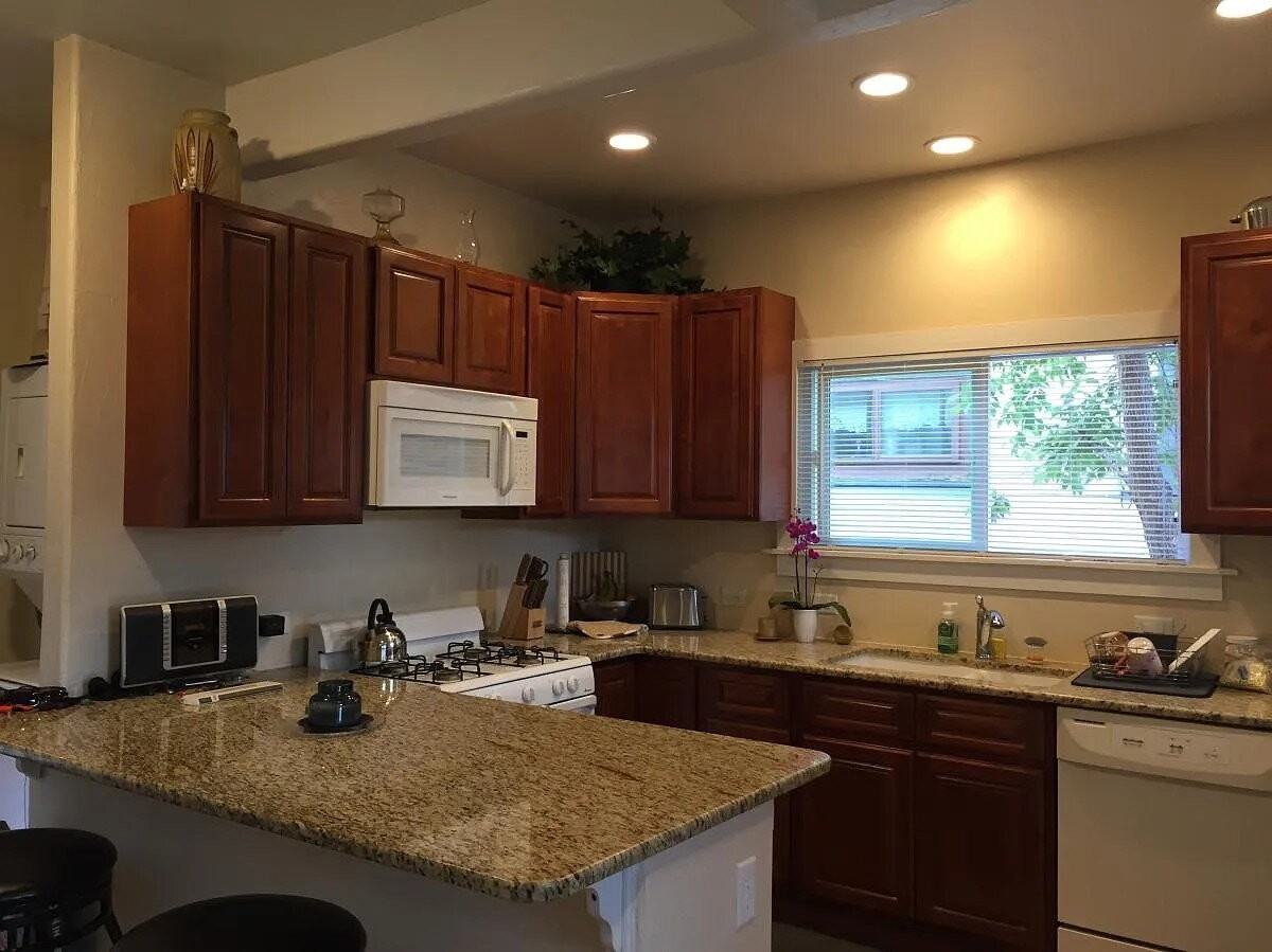 932 Grandview Ave - Photo 2 of 14