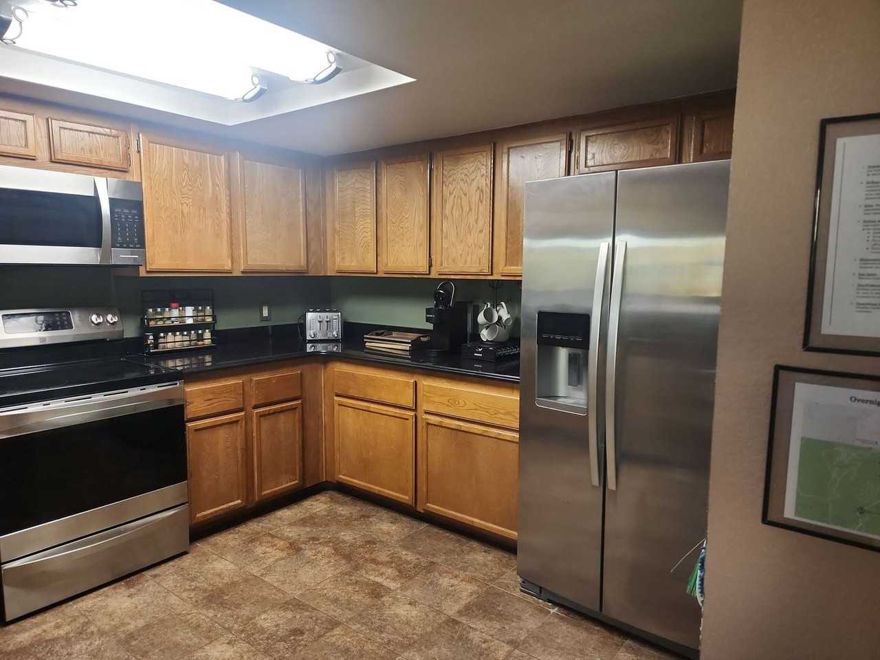 102 S Alpine Ct - Photo 2 of 12