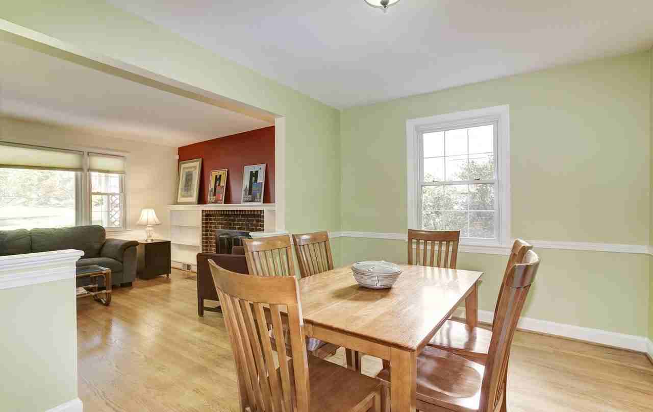 9209 Wendell St - Photo 5 of 28