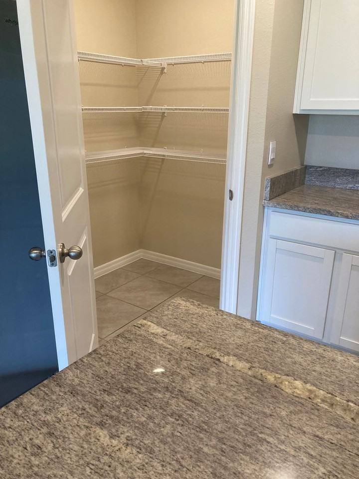 8626 Triumph Cir - Photo 7 of 26