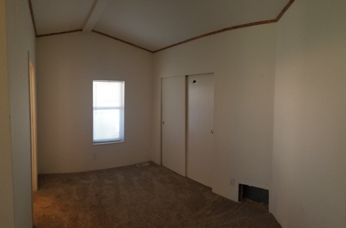 4538 W 1000 N - Photo 6 of 10