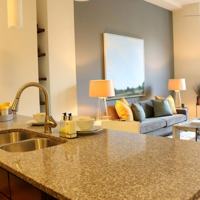 featured image of 700 E Franklin St