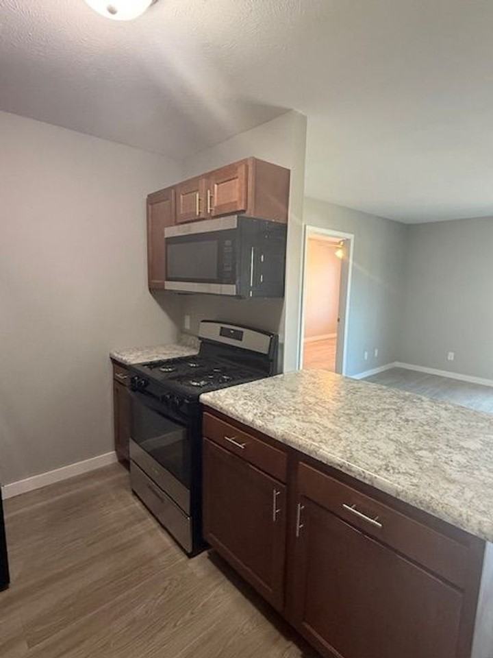 109 Cedar Rail Drive - Photo 7 of 18