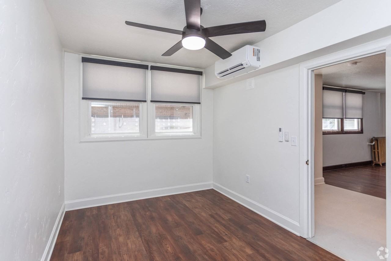 Lotus Cityline - Photo 6 of 50