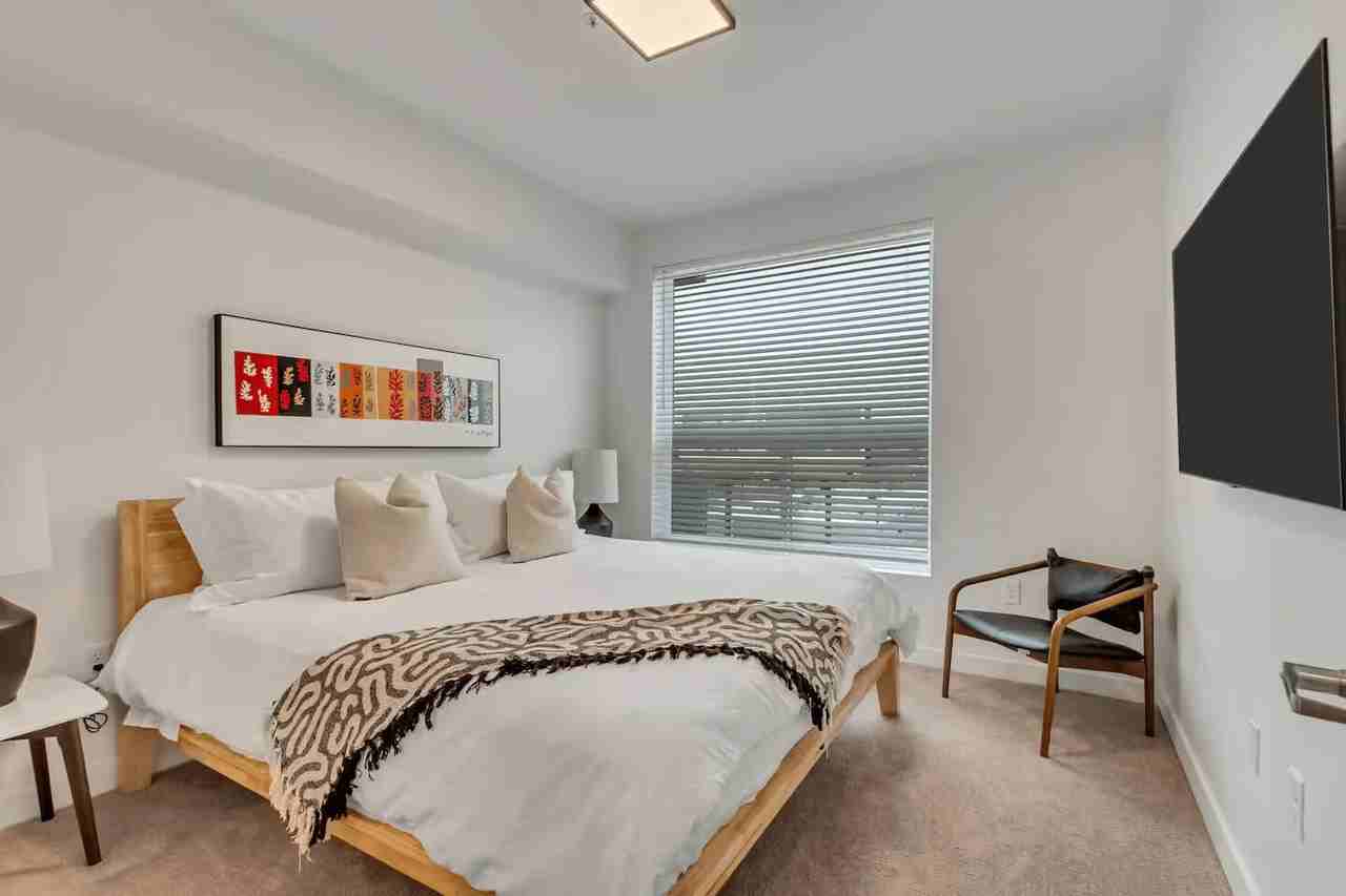 Lotus Gallacher - Photo 2 of 29