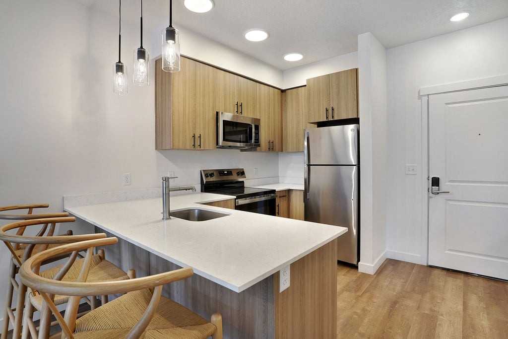 Lotus Republic Apartments - Photo 6 of 50