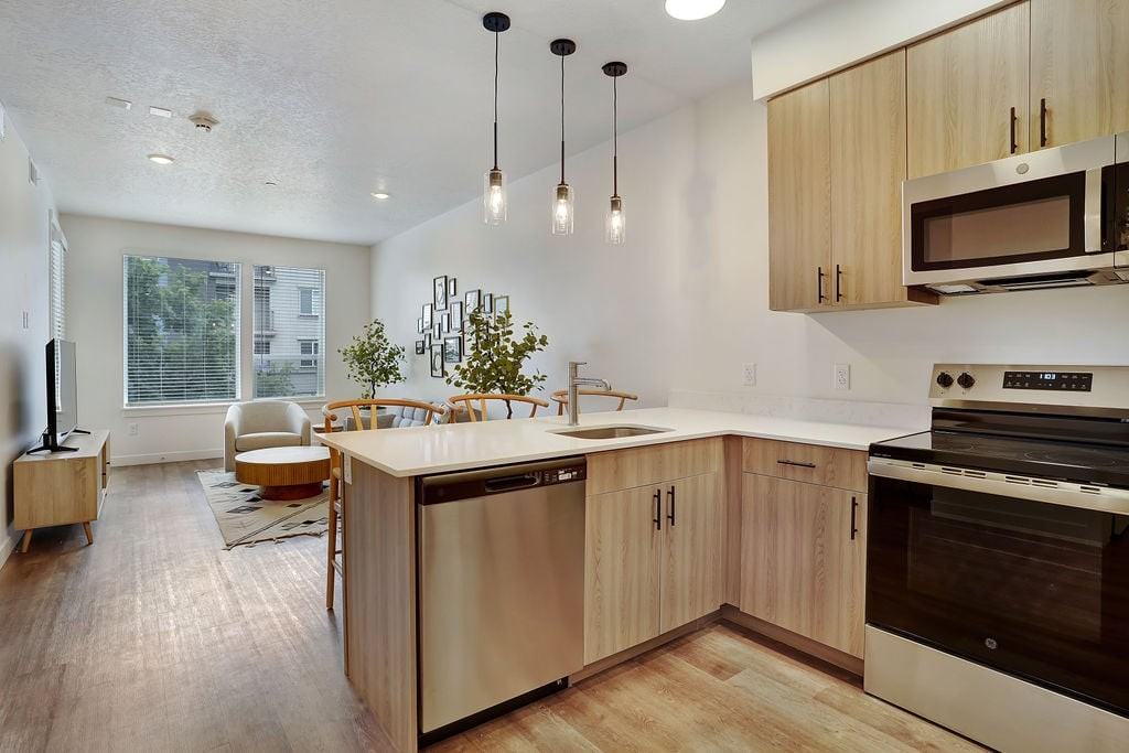 Lotus Republic Apartments - Photo 7 of 50