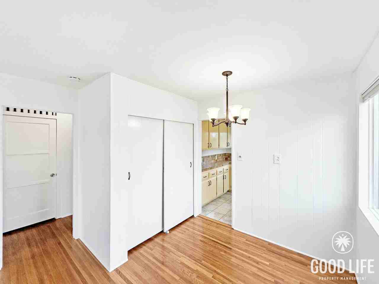 6257 Osler St - Photo 4 of 17