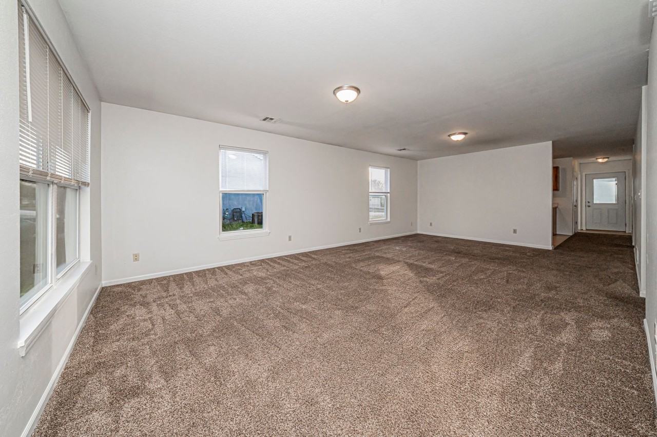 1501 Westwood Blvd - Photo 4 of 36