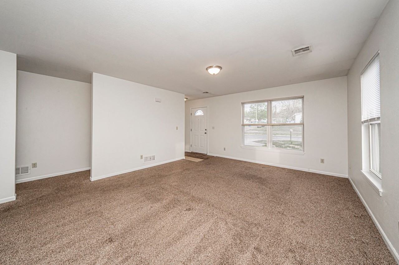 1501 Westwood Blvd - Photo 7 of 36