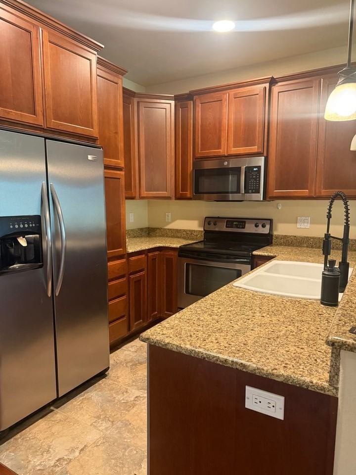 1711 Softwood Way - Photo 4 of 14