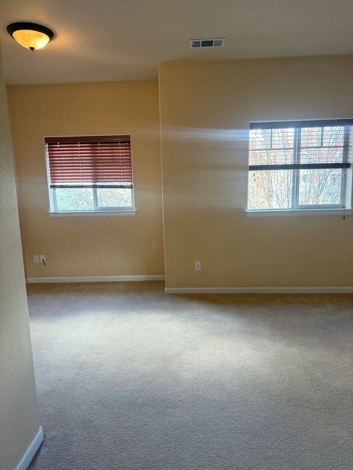 1711 Softwood Way - Photo 7 of 14