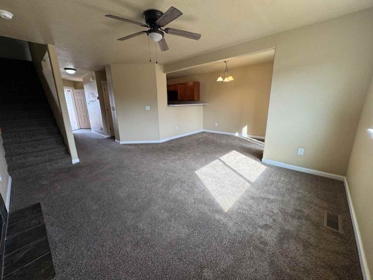 1373 Sw 27th St - Photo 5 of 16