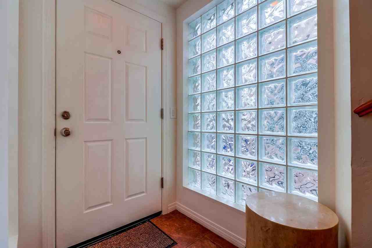 841 Avalon Ct - Photo 5 of 50