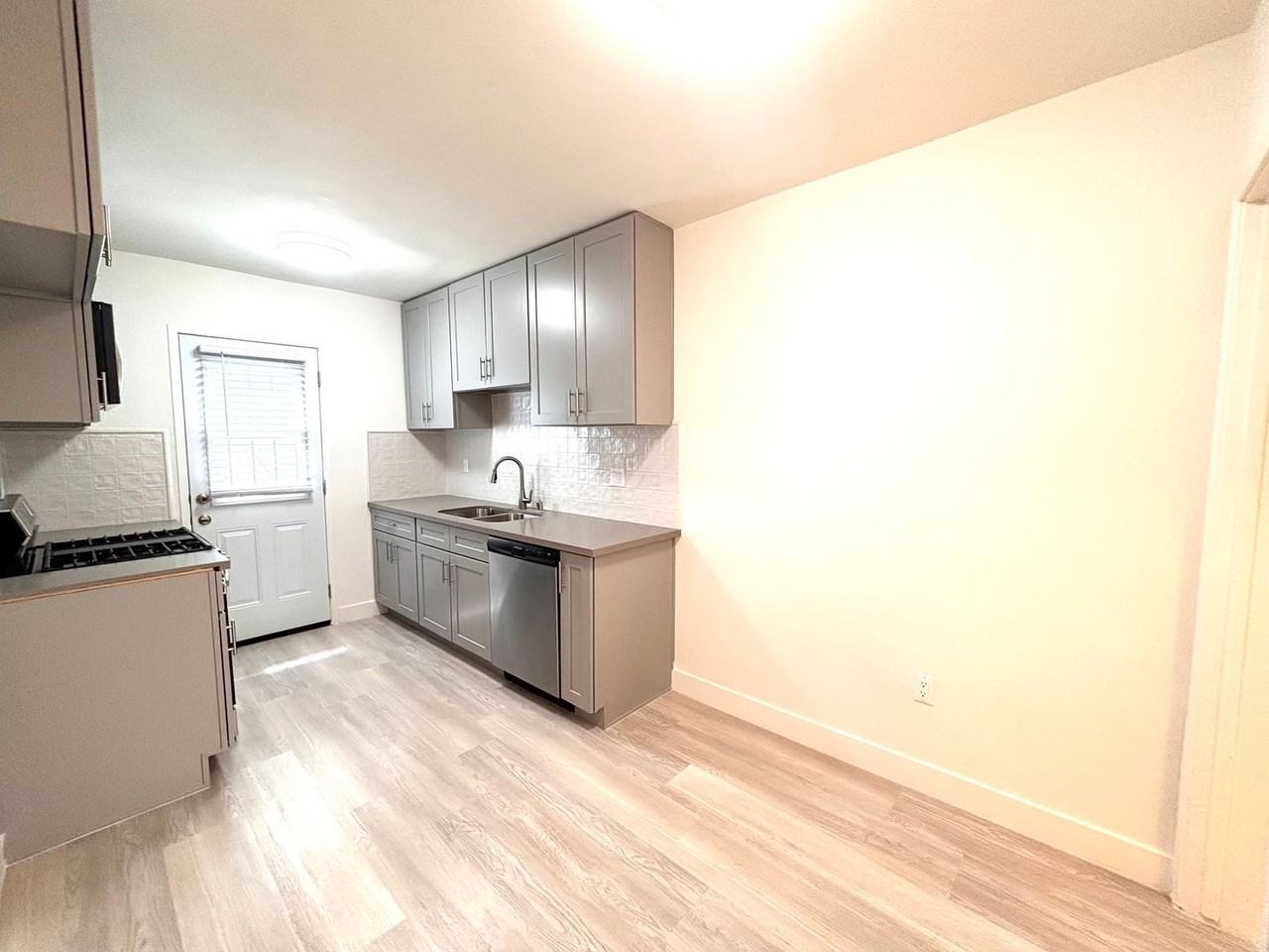 nor506 - Photo 6 of 18