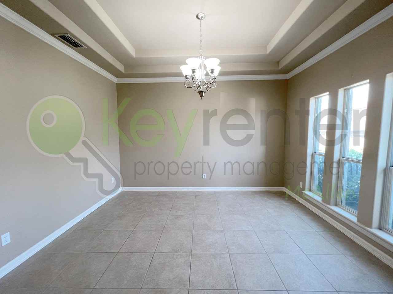 2413 N 46th St - Photo 6 of 42