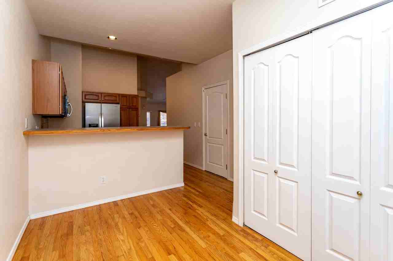 5644 Sonnet Hts - Photo 7 of 29