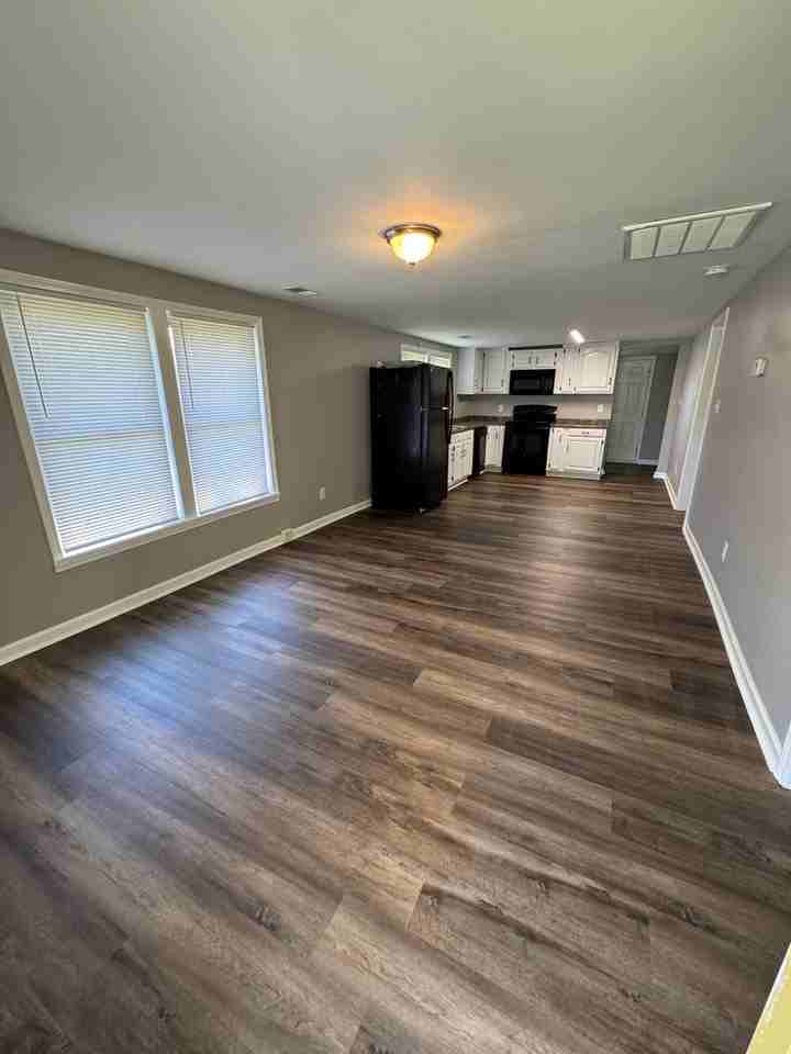 416 Perman St Sw - Photo 4 of 10