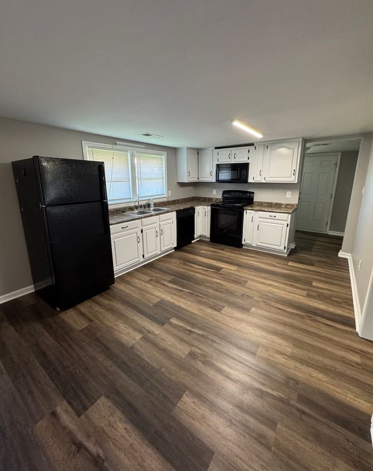 416 Perman St Sw - Photo 5 of 10