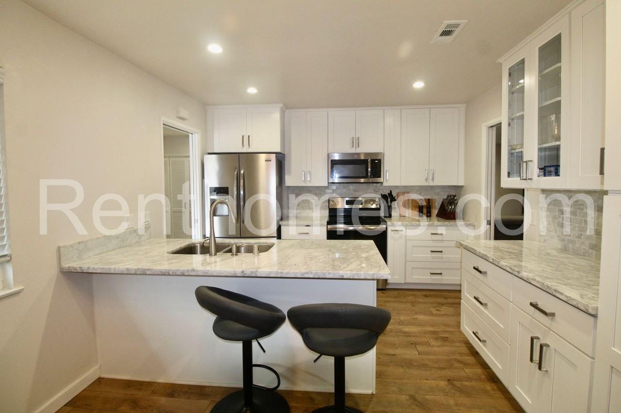 16702 San Salvador Rd - Photo 7 of 23