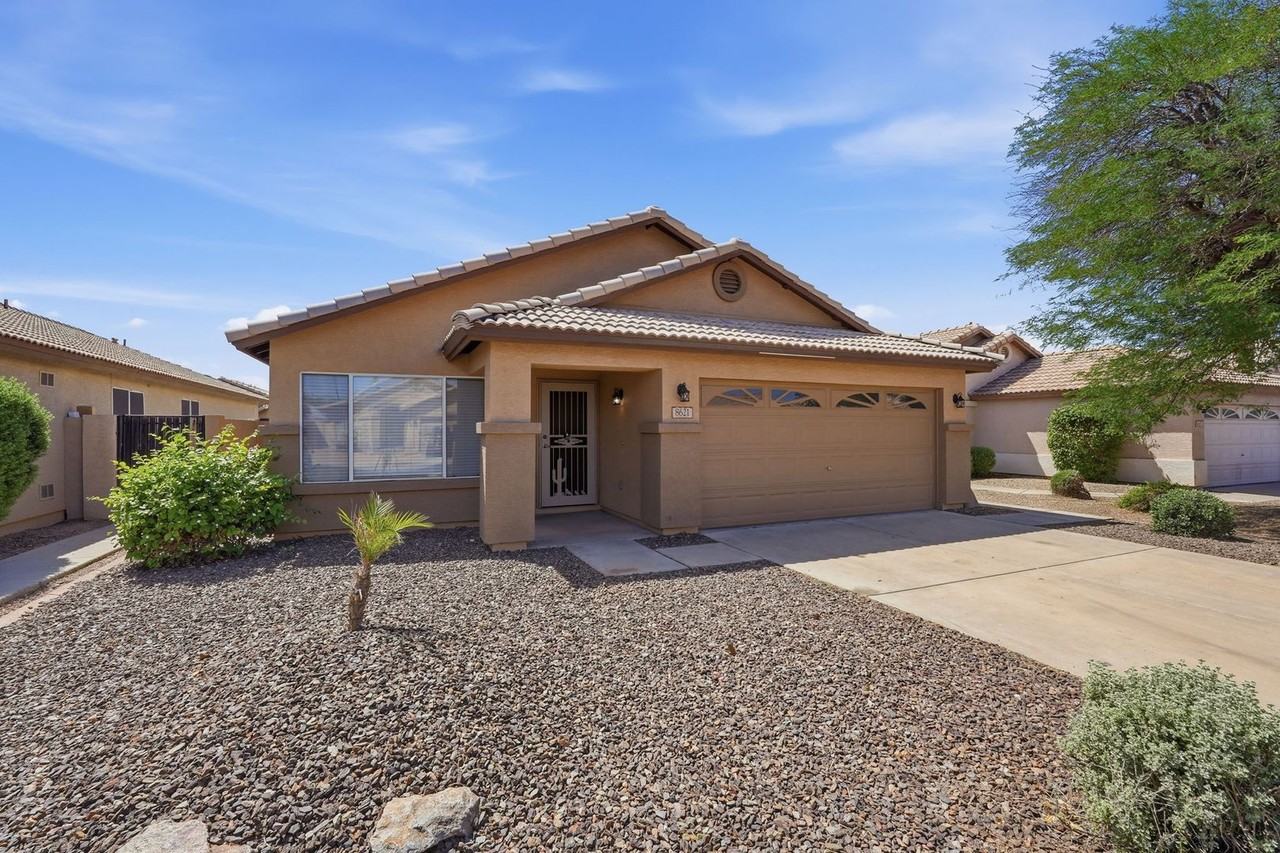 8621 W Shaw Butte Dr - Photo 2 of 35