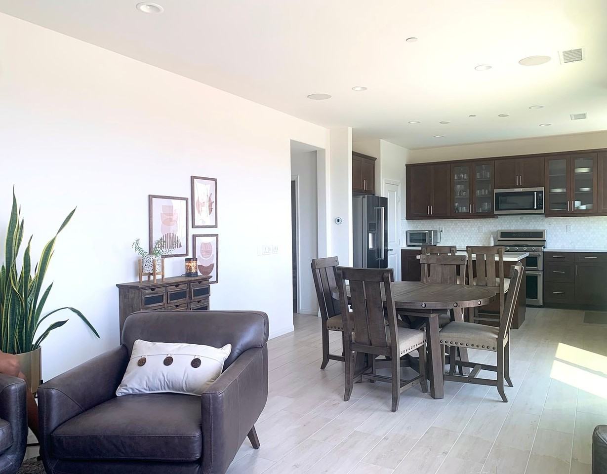 8519 Redberry St - Photo 6 of 29