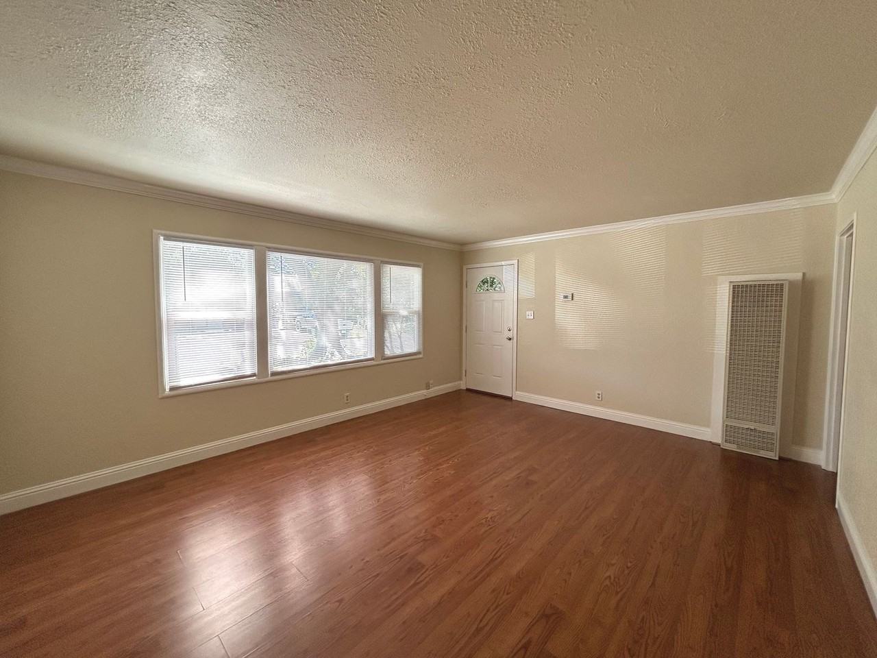 1880 San Vincente Dr - Photo 5 of 29