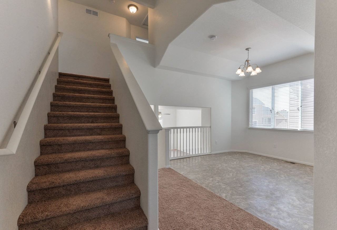 476 Havenbrook Dr - Photo 2 of 28