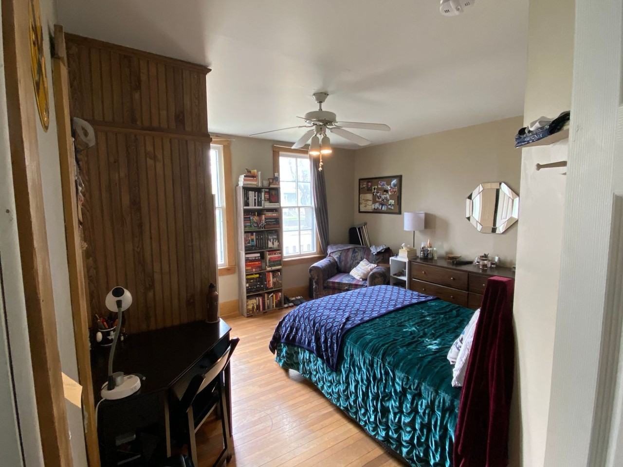 724 E Bloomington St - Photo 5 of 14