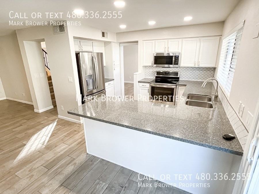 4102 E Woodland Dr - Photo 6 of 33