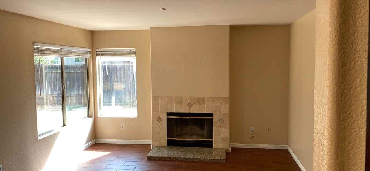 15626 Granada Dr - Photo 3 of 9