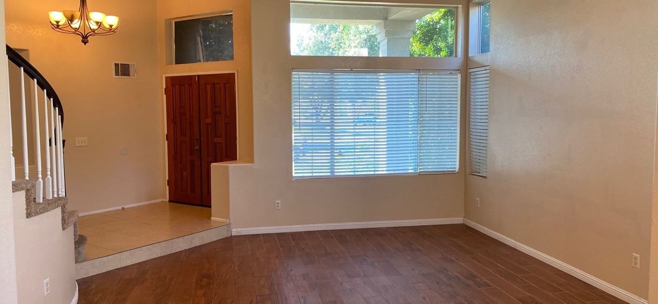 15626 Granada Dr - Photo 3 of 25