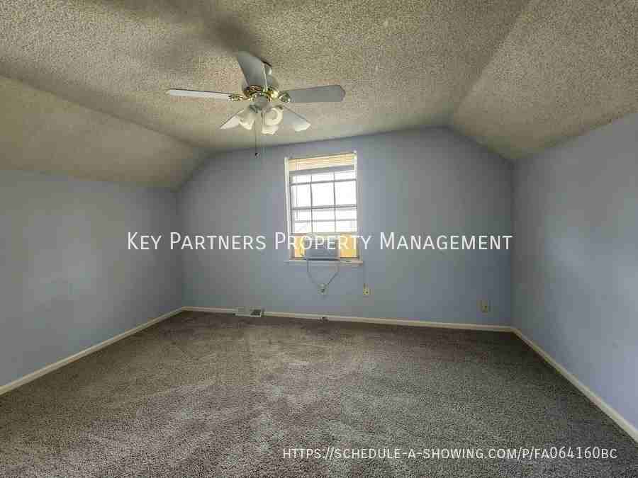 9110 W 102nd St - Photo 5 of 12