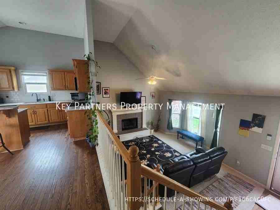 15375 S Constance St - Photo 4 of 23