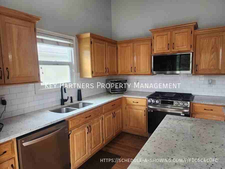 15375 S Constance St - Photo 5 of 23