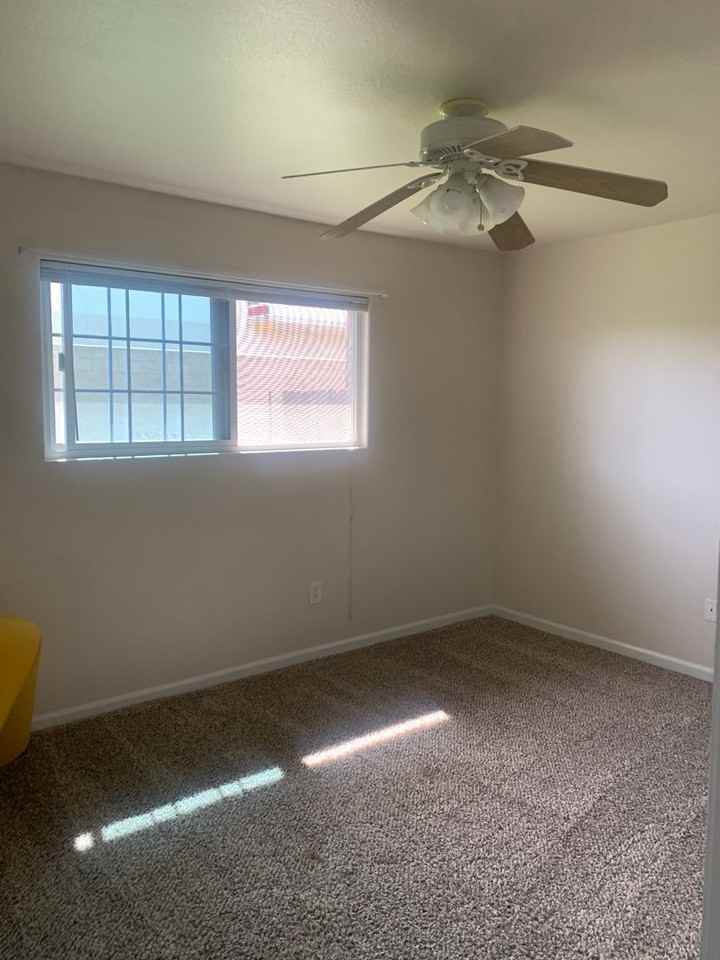 65 W Spring Ln - Photo 4 of 12