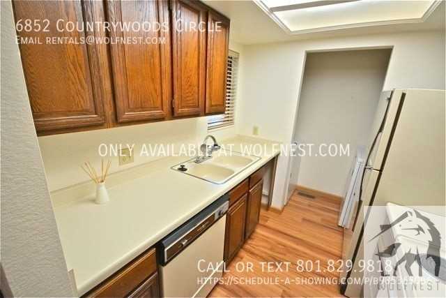 6852 S Countrywoods Cir #5A - Photo 6 of 12