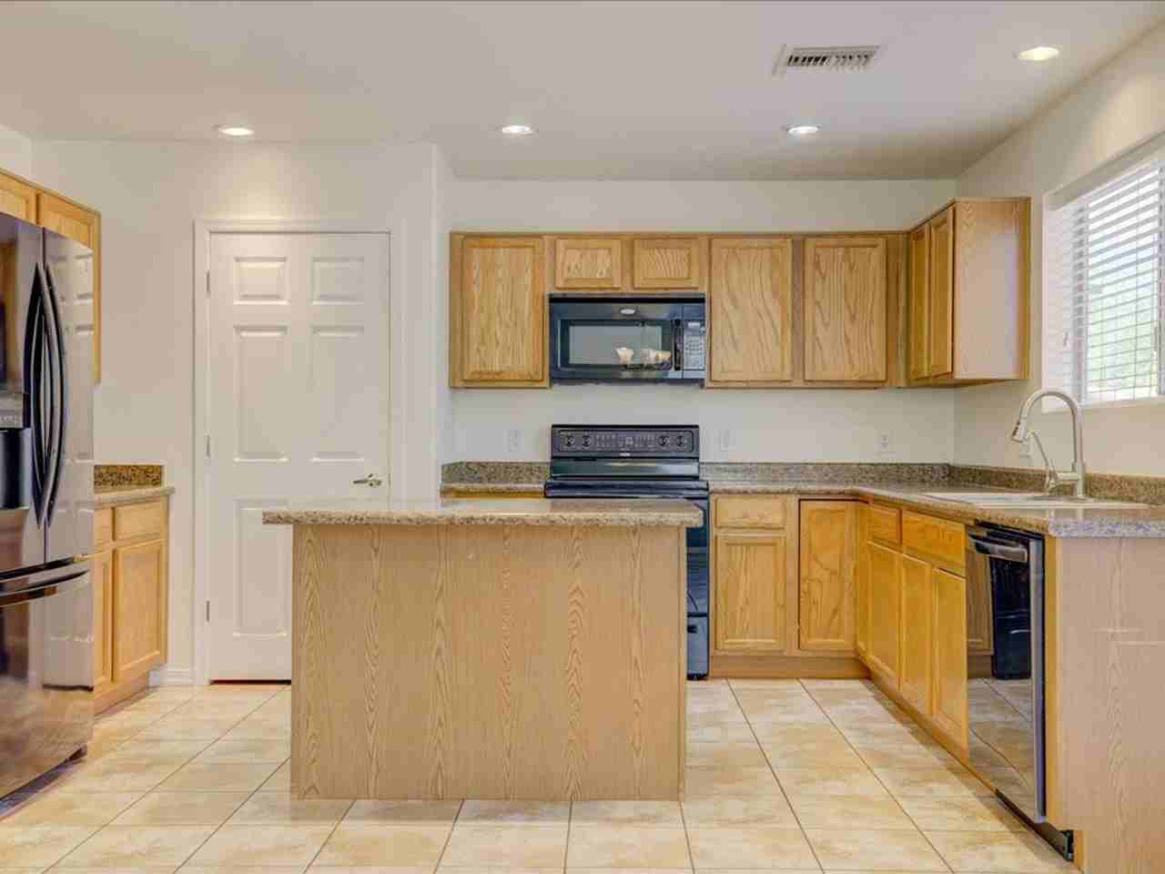 7047 S Blueeyes Dr - Photo 6 of 26