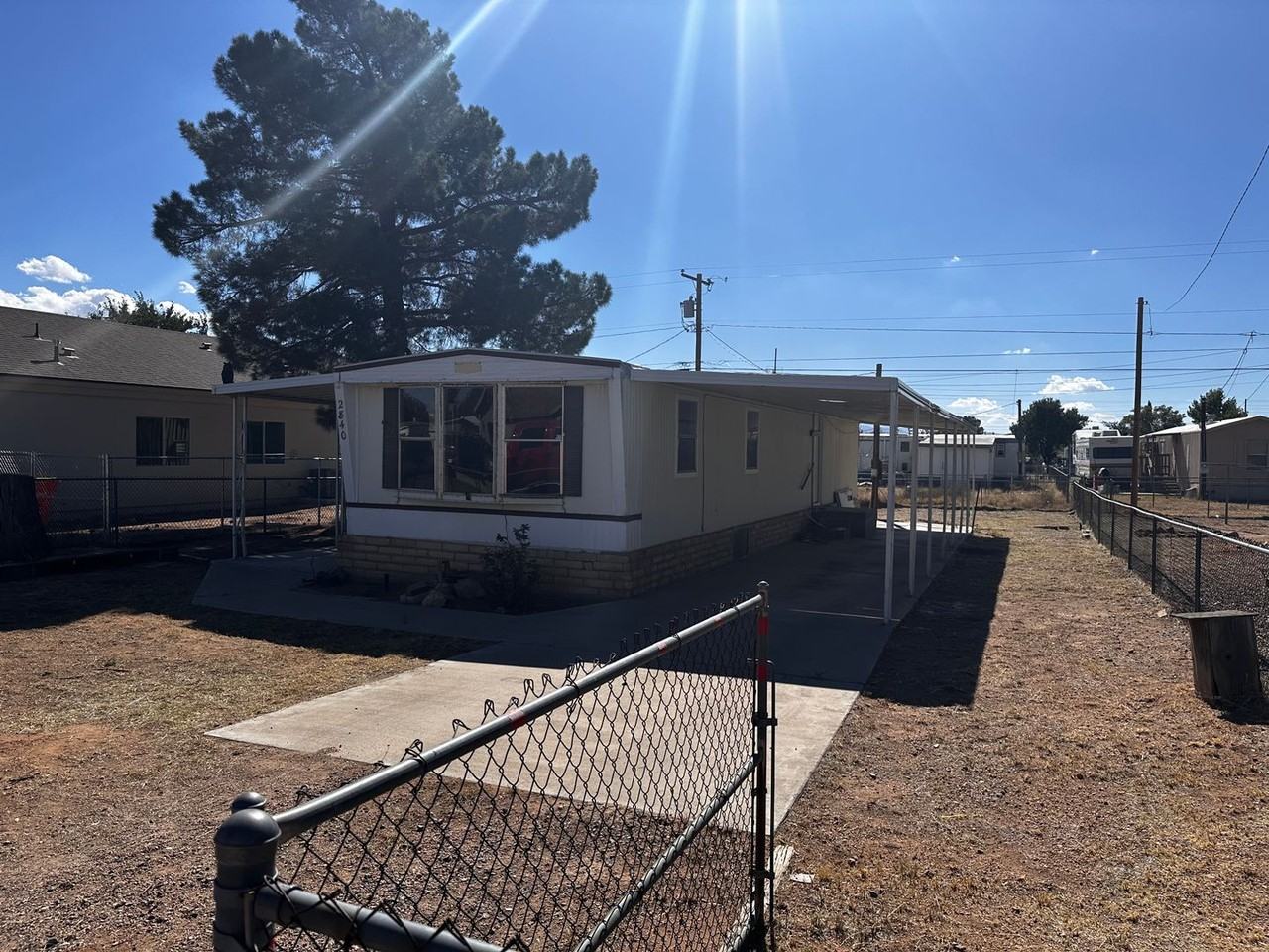 2840 E Leroy Ave - Photo 2 of 8