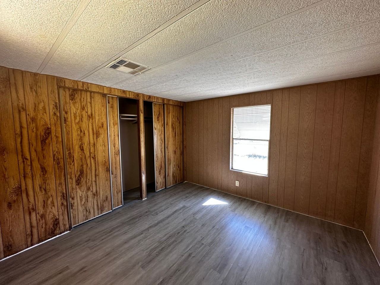 2840 E Leroy Ave - Photo 5 of 8