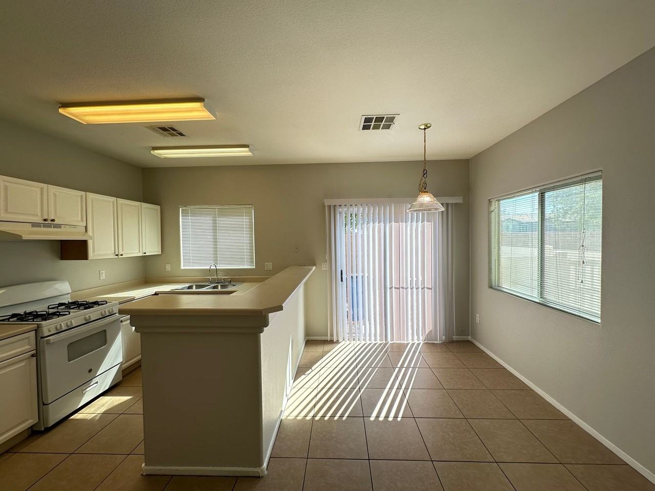 9312 Straw Hays St #102 - Photo 6 of 17