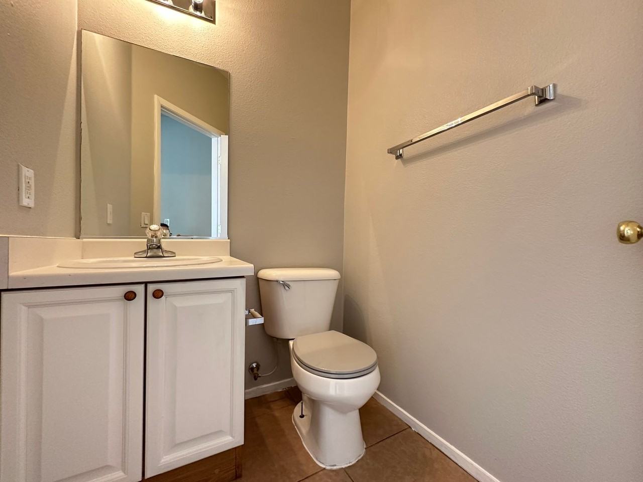 9312 Straw Hays St #102 - Photo 7 of 17